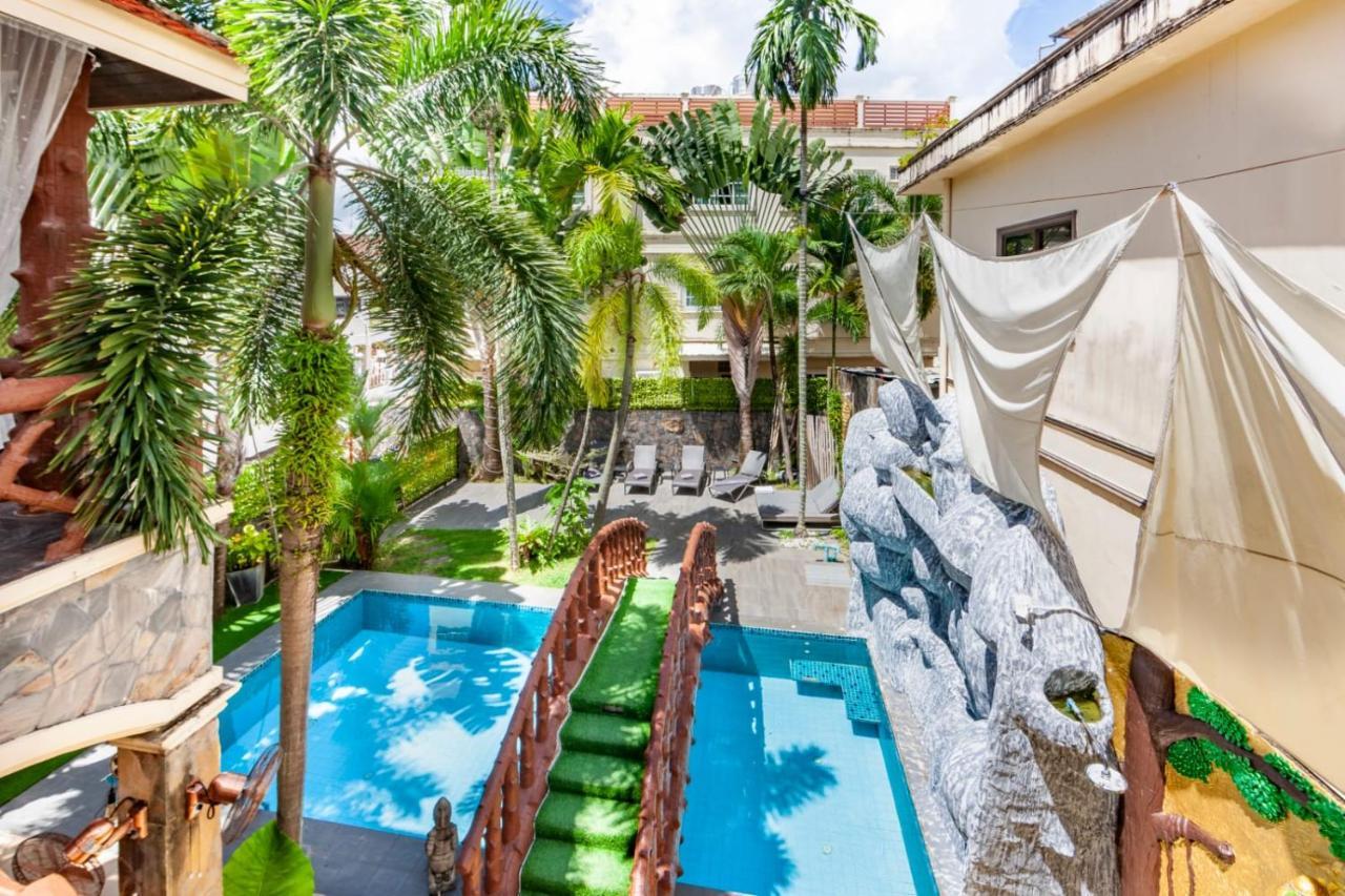 Villa Cologne​ @Nanai Villa Patong Extérieur photo